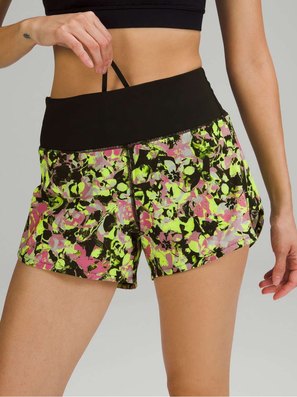 Lululemon Speed Up Mid-Rise Lined Short 4”